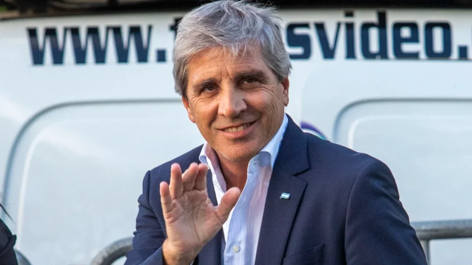 Luis Caputo vuelve a buscar financiamiento en el mercado local para reforzar las cuentas del Tesoro