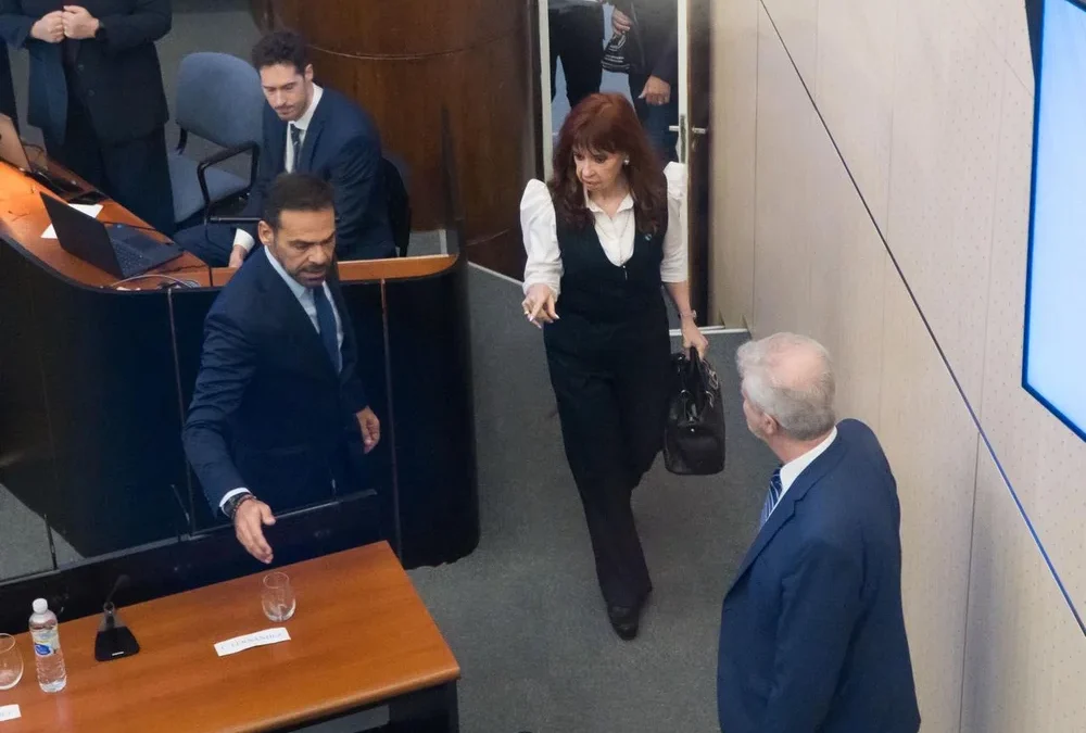 Cristina Kirchner declaró en la causa Cuadernos: fuerte defensa y críticas al proceso judicial