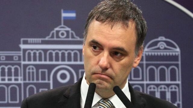 Renunció Manuel Adorni en medio de una investigación por presunto enriquecimiento ilícito