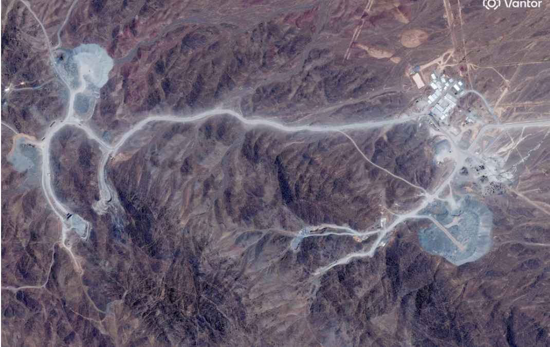 Qué es la montaña Pickaxe, el complejo nuclear subterráneo de Irán que amenaza con atacar Trump