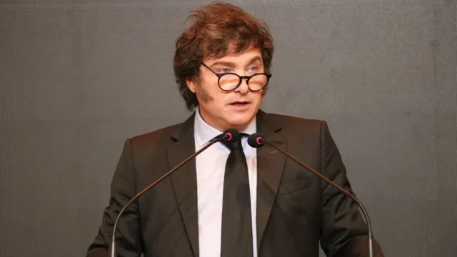 Milei prepara dos discursos clave para explicar la marcha de la economía y admite la necesidad de una recuperación