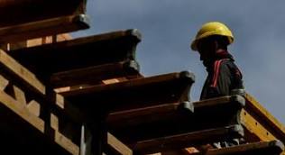 Fuerte caída de la industria y la construcción en julio: cuáles fueron los sectores más afectados